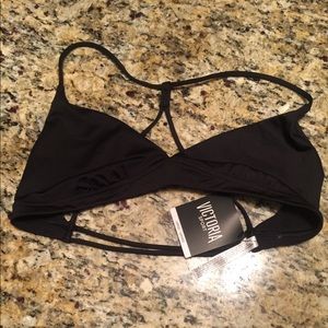 Victoria Sport L Black Strappy Bra NWT